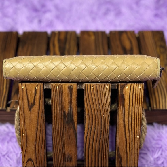 BOTTEGA VENETA Woven Zip Around Long Wallet - Picture 8 of 13